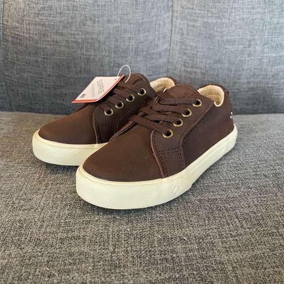 NWT: Sperry Brown Shoes - Picture 2 of 5